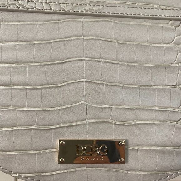 BCBG Paris Broken Arrow Snake Bag - Picture 11 of 12